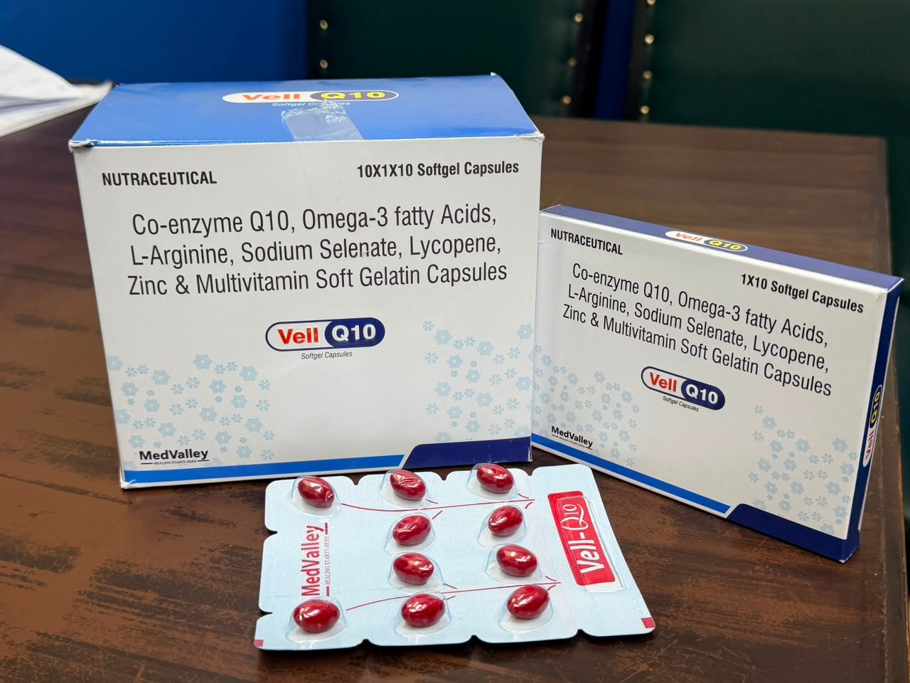 Vell Q10 softgel capsules packaging